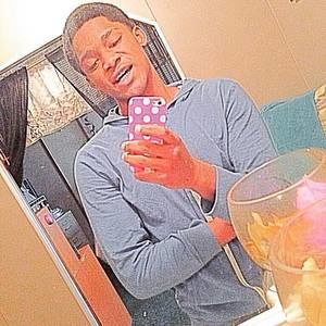 Meet your Posher, Carey